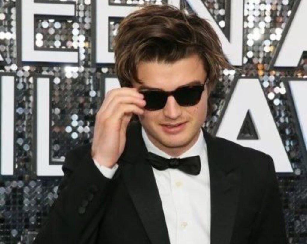 Joe Keery Height