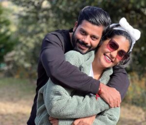 Sruthi Shanmuga Priya Husband