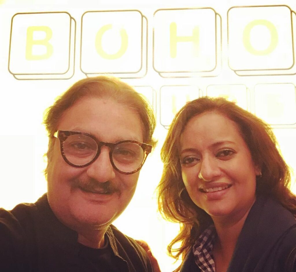 Vinay Pathak Wife