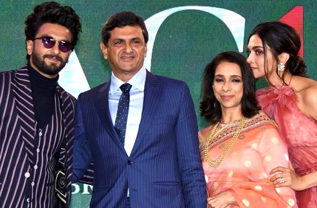 Deepika Padukone With Her Family