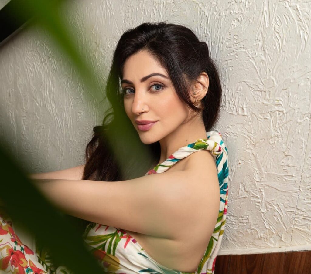 Reyhna Malhotra Biography